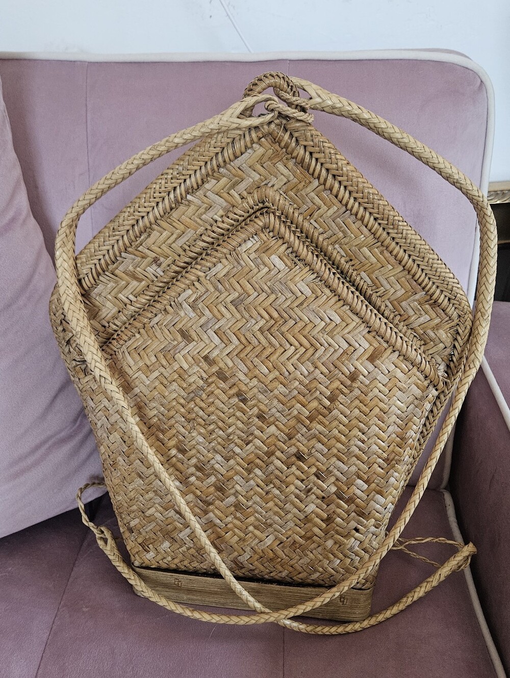 Vintage Antique Pasiking Hand Woven Straw Bag -Natural Boho Backpack